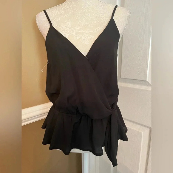 SHE + SKY Black Scoop‎ Neck Sleeveless Layered Tiered Tank Top - M. NWT - Picture 9 of 13